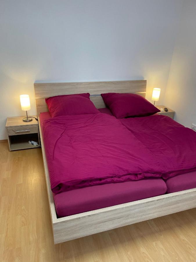 Zimmer Im Herzen Von Durlach Karlsruhe Exterior foto